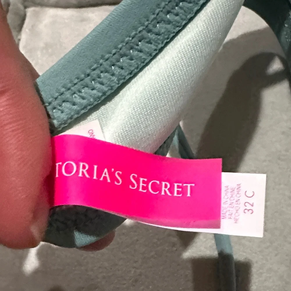 Victoria's Secret Teal and Patterned Bikini - Picture 9 of 9